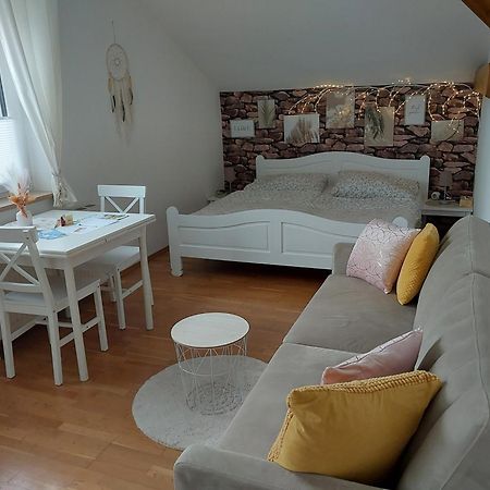 Homew4 - Apartment Sonnenschein Hoheneich Exteriör bild